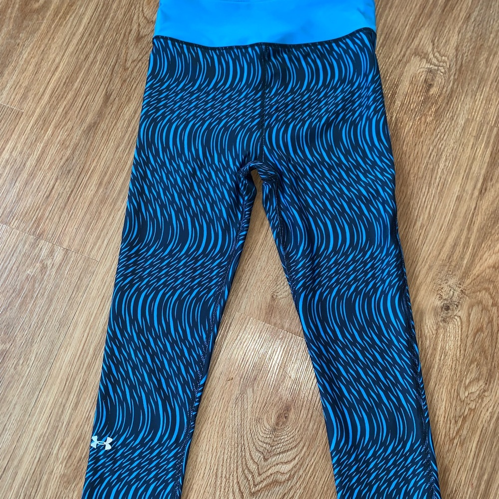 Women’s underarmour capris